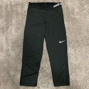 Nike Pro leggings.